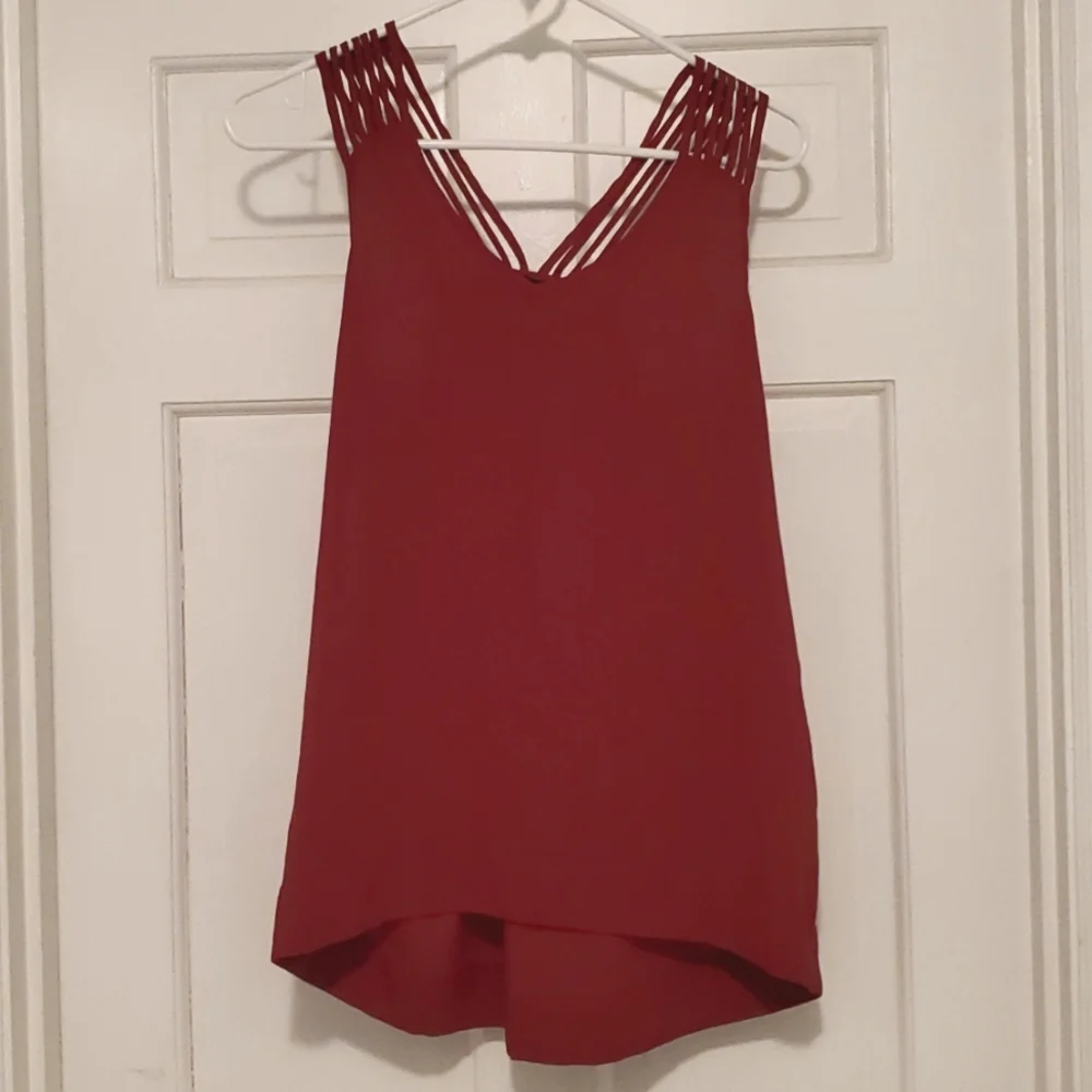 Beautiful flowy tank top by Naked Zebra, size SMALL - Picture 1 of 5